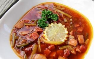 Sopa Solyanka con mezcla de carne: receta clásica Cómo cocinar sopa Solyanka con mezcla de carne